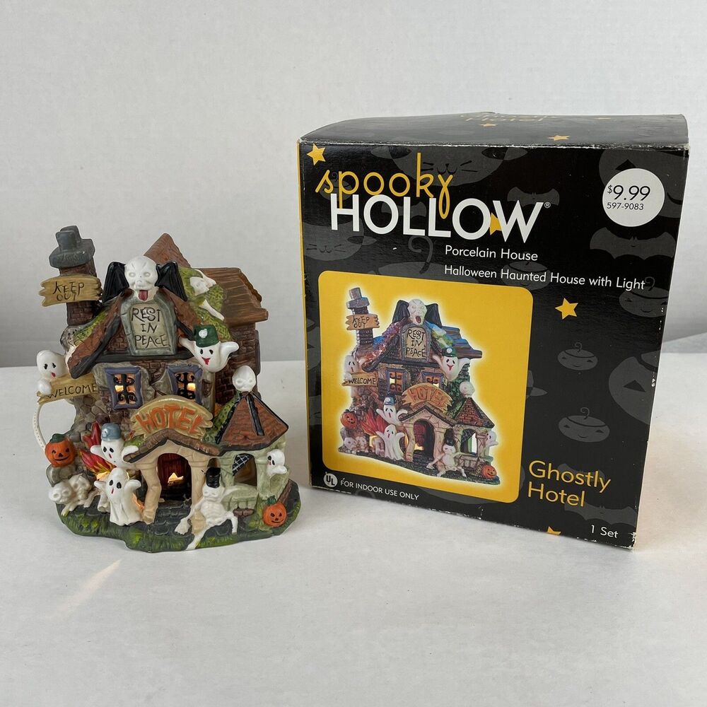Spooky Hollow Porcelain House Halloween Haunted W/ Light Ghostly Hotel 2002